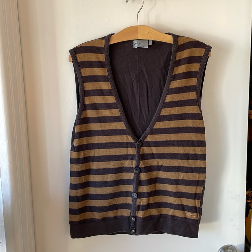 WESC Sweater vest